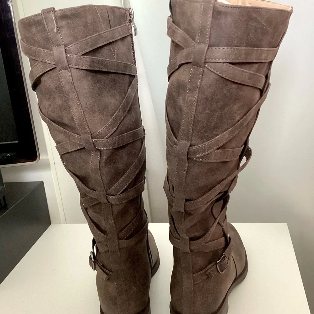 \Journee Collection\ Carly Wide Calf Riding Boot - Picture 12 of 15